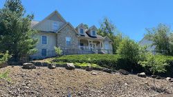 Pre-foreclosure Listing in OVERLOOK RD POMONA, NY 10970