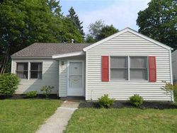 Pre-foreclosure in  KEELER DR Albany, NY 12208