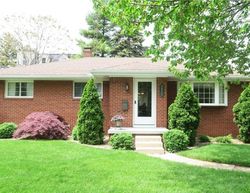 Pre-foreclosure in  301ST ST Toledo, OH 43611