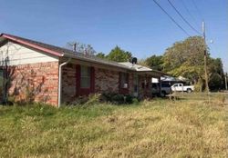 Pre-foreclosure in  E DYER AVE Coalgate, OK 74538