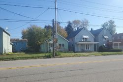 Pre-foreclosure in  EAST AVE Erie, PA 16503