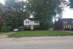 Pre-foreclosure in  W 32ND ST Erie, PA 16508