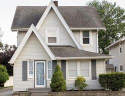 Pre-foreclosure in  13TH ST NW Canton, OH 44708