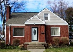 Pre-foreclosure in  BROAD BLVD Cuyahoga Falls, OH 44221