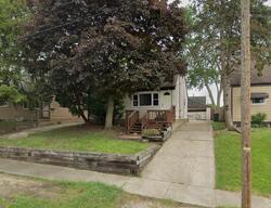Pre-foreclosure in  BLANDING AVE Akron, OH 44310