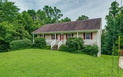 Pre-foreclosure in  BROOKWOOD DR Cookeville, TN 38501