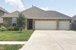 Pre-foreclosure in  HARBOR BEND LN Dickinson, TX 77539