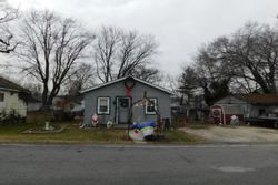 Pre-foreclosure in  SUNCREST RD Sparrows Point, MD 21219