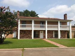 Pre-foreclosure in  THOMAS JEFFERSON DR Leesville, LA 71446