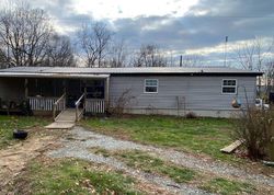 Pre-foreclosure in  GROFF RD Quarryville, PA 17566