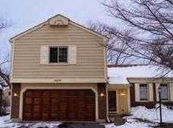 Pre-foreclosure in  DEER RUN RD Gurnee, IL 60031