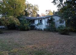 Pre-foreclosure in  PRESTON ST Radcliff, KY 40160