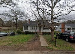 Pre-foreclosure in  PINEWOOD AVE Bessemer, AL 35023