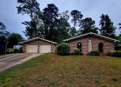 Pre-foreclosure in  PINE TREE LN Fairfield, AL 35064
