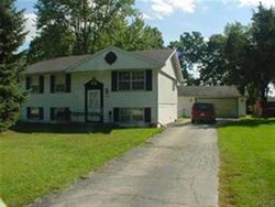 Pre-foreclosure in  S MEADOW BROOK LN Elkhart, IN 46514