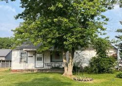 Pre-foreclosure in  N HILL ST Muncie, IN 47303