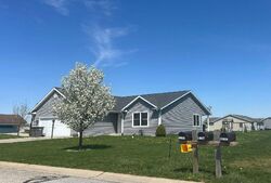 Pre-foreclosure in  KRISTA DR Milford, IN 46542