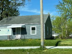 Pre-foreclosure in  HANNA ST Fort Wayne, IN 46806