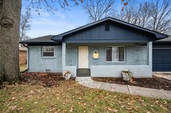 Pre-foreclosure Listing in LAWNDALE DR PLAINFIELD, IN 46168