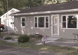 Pre-foreclosure Listing in S JULIA ST CLAYPOOL, IN 46510