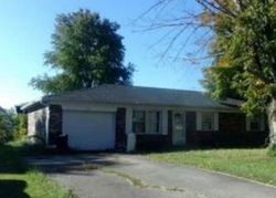 Pre-foreclosure Listing in MEADOWS DR MOORESVILLE, IN 46158