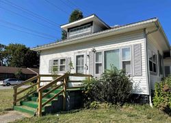 Pre-foreclosure in  S VICKSBURG ST Marion, IL 62959