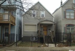 Pre-foreclosure in  S WOLCOTT AVE Chicago, IL 60609