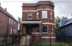 Pre-foreclosure in  S MUSKEGON AVE Chicago, IL 60649