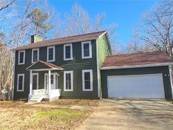 Pre-foreclosure in  YEAGER RIDGE DR Douglasville, GA 30135