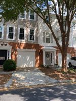 Pre-foreclosure in  LATHENVIEW CT Alpharetta, GA 30004