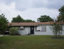 Pre-foreclosure in  ROTARY DR Lakeland, FL 33801