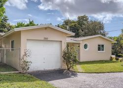 Pre-foreclosure in  NW 21ST AVE Fort Lauderdale, FL 33309