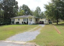 Pre-foreclosure in  W WALNUT ST Sylacauga, AL 35150