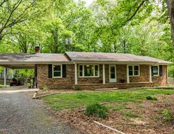 Pre-foreclosure in  SILVER CIR Fredericksburg, VA 22405