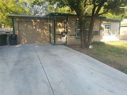Pre-foreclosure in  RUNNELS ST Fort Worth, TX 76106
