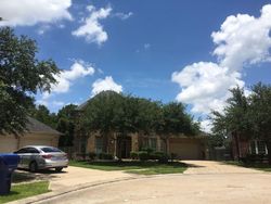 Pre-foreclosure in  LESSER CREEK DR Fresno, TX 77545