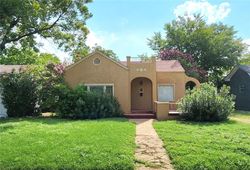 Pre-foreclosure in  N MARABLE ST West, TX 76691