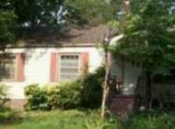 Pre-foreclosure in  FAIRLAWN CIR Maryville, TN 37801