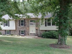 Pre-foreclosure in  WOODLANDS DR Kingston Springs, TN 37082