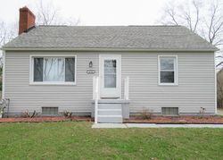 Pre-foreclosure in  UNION AVE NE Homeworth, OH 44634