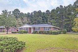 Pre-foreclosure in  BENNETT CIR Holly Hill, SC 29059