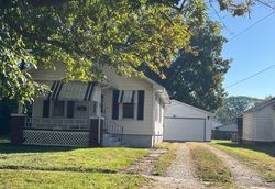 Pre-foreclosure in  GOLTRA AVE Jacksonville, IL 62650