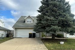 Pre-foreclosure in  HENRY ST Normal, IL 61761