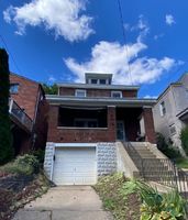 Pre-foreclosure in  ORANGEWOOD AVE Pittsburgh, PA 15216
