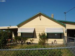 Pre-foreclosure Listing in WELLS RD OAKLAND, OR 97462