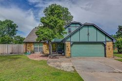 Pre-foreclosure in  WILLOW DR Choctaw, OK 73020