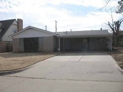 Pre-foreclosure in  SW 72ND ST Oklahoma City, OK 73139