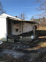Pre-foreclosure Listing in BUSHNELL CAMPBELL RD FOWLER, OH 44418