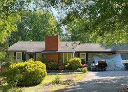 Pre-foreclosure in  ROLLING RD High Point, NC 27265