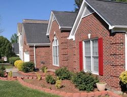 Pre-foreclosure in  ARKLOW RD Charlotte, NC 28269